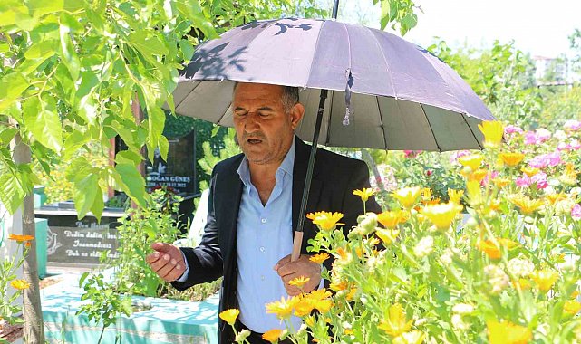 Arefe gününde mezarlıklarda yoğunluk yaşandı