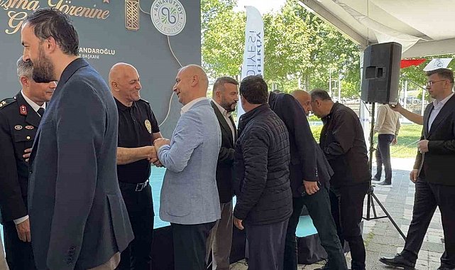 Arnavutköy'de protokol ve vatandaşlar geleneksel bayramlaşma programında buluştu