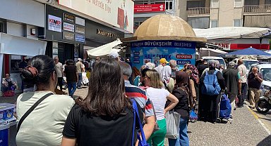 Aydın'da bayram öncesi Halk Ekmek yoğunluğu