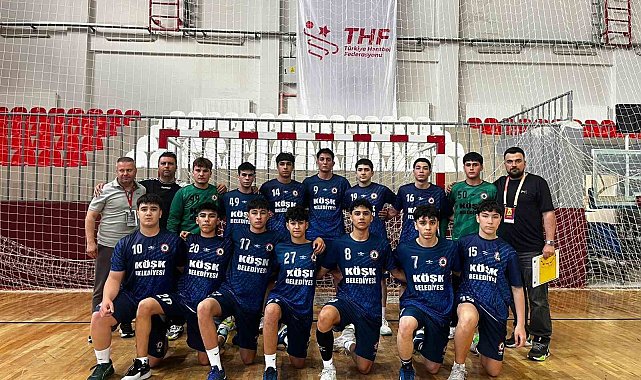 Aydınlı hentbolcular Türkiye üçüncüsü oldu