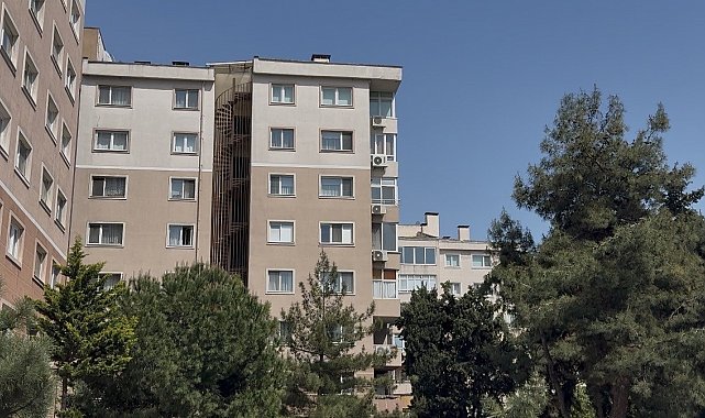Bahçelievler'de bir adam boşanma aşamasındaki eşine 10 kez bıçakladı