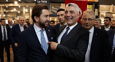 Bakan Bolat, Hometex 2026'nın gözdesi DENİB standını ziyaret etti