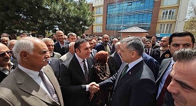 Bakan Çiftçi, Adilcevaz'ı ziyaret etti