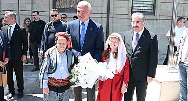 Bakan Ersoy'dan Eskişehir Valiliği'ne ziyaret