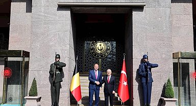 Bakan Güler, Belçika Savunma ve Dış Ticaret Bakanı Francken ile bir araya geldi