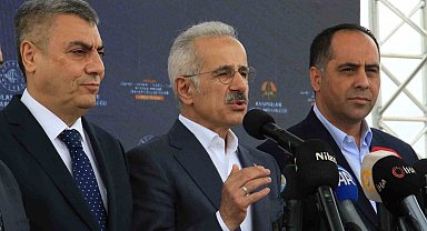 Bakan Uraloğlu duyurdu:"Çeşmeli-Kızkalesi Otoyolunda ilk kısım temmuz ayında açılacak"
