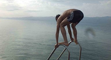 Balıkesir'de deniz sezonu açıldı