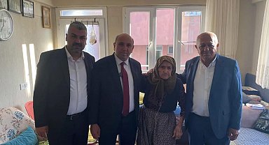 Başkan Akdeniz bayram namazını Afşar Mahallesi'nde kıldı