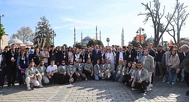 Başkan Altay: "Genç Seyyah projemizle bu yıl 25 bin 920 öğrencimizi İstanbul'un tarihi atmosferiyle buluşturduk"