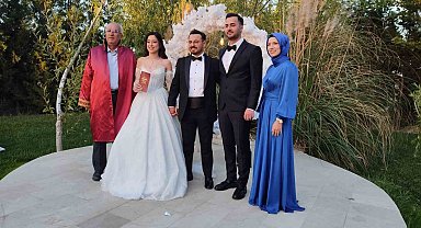 Başkan Arslan genç çifti mutlu günlerinde yalnız bırakmadı