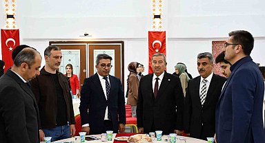 Başkan Bozkurt, 'Sağlıkçılar Haftası' programına katıldı