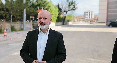 Başkan Çolakbayrakdar: "Seyrani'de yolları, otoparkı ve yeşil alanlarıyla yeni bir yaşam kuruyoruz"
