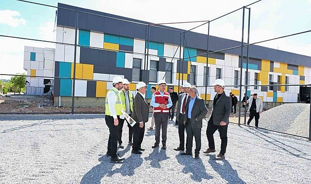 Başkan Er: "Çocuk ve gençlerimiz için önemli yatırımları hayata geçiriyoruz"