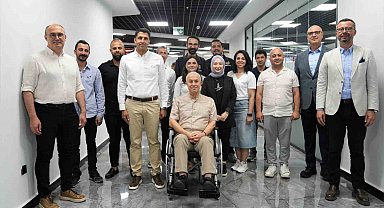 Başkan Özçelik personelle bayramlaştı