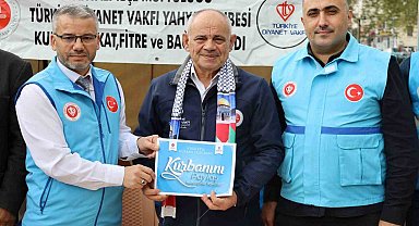 Başkan Öztürk'ten Türkiye Diyanet Vakfı'na vekaletle kurban bağışı