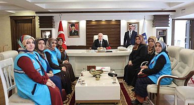 Başkan Sekmen: "Hayırlı hizmetlerin her zaman destekçisiyiz"