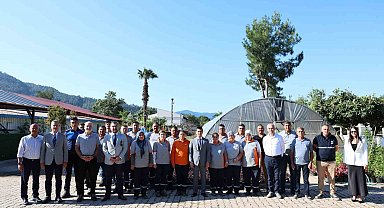 Başkan Ünlü, personelle bayramlaştı