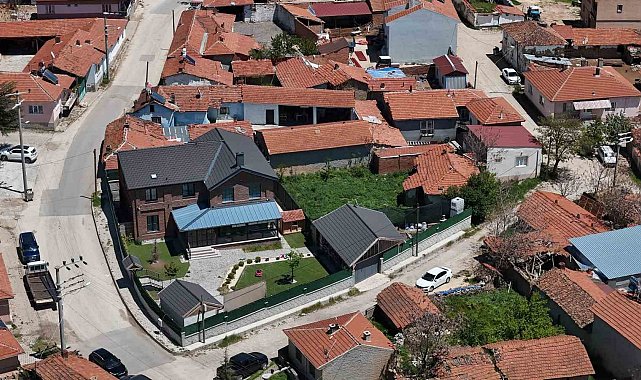 Başkan yardımcısı oğlunun üzerine şirket kurup köye villa yaptırmış