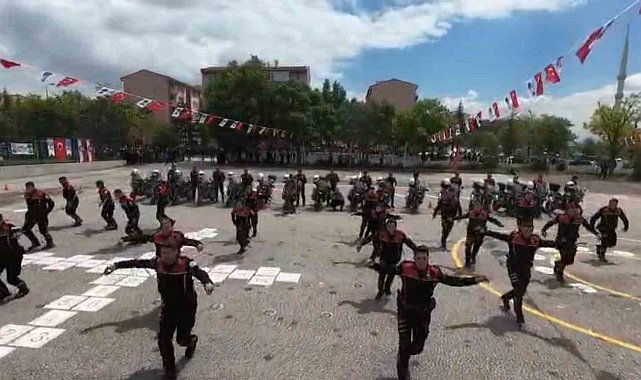 Başkent'te yunus polislerden 19 Mayıs gösterisi