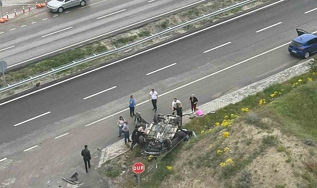 Başkentte takla atan otomobilden 3 kişi yaralı kurtuldu
