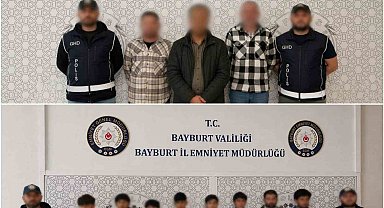 Bayburt'ta 8 düzensiz göçmen yakalandı