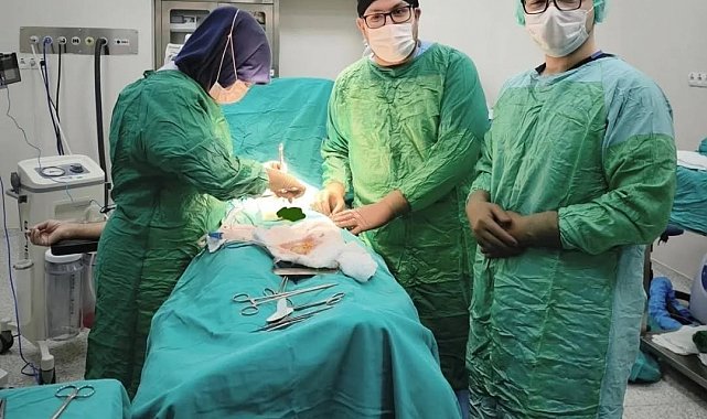 Bayburt'ta iki hastanın mesanesinden 27 taş çıkarıldı