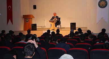 Bayburt'ta öğrencilere mahremiyet ve estetik bilinci anlatıldı