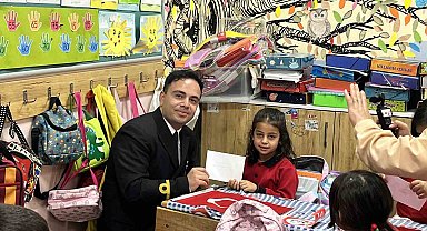 Bayındır'da "İlk Mektubum Mehmetçiğe" projesinde duygusal anlar