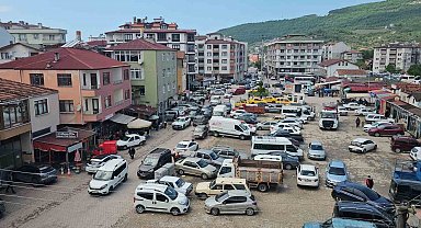 Bayram tatili için ilçeye akın ettiler, nüfus 10 kat arttı
