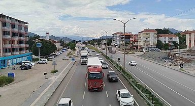Bayram yolculuğu başladı: Yollarda yoğunluk arttı