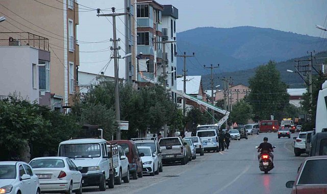Bayramiç'te inşatta elektrik akımına kapılan işçi ağır yaralandı