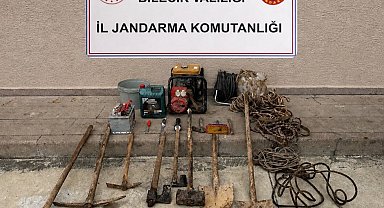 Bilecik'te define arayan 5 kişi suçüstü yakalandı