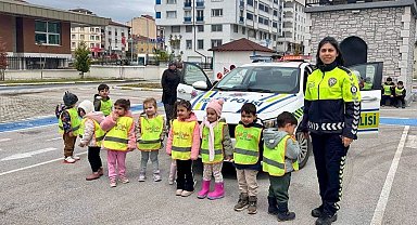 Bilecik'te öğrencilere trafik eğitimi