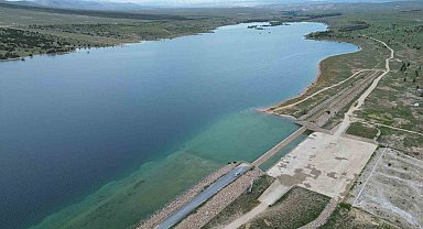 Bir yıl önce kuruyan baraj, son yağışlarla birlikte tamamen doldu