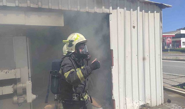 Bodrum'da marangozhanedeki yangın söndürüldü