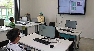 Bu merkez geleceğin bilim insanlarını yetiştiriyor