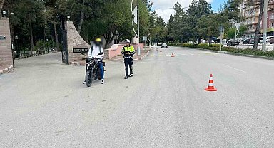 Burdur'da 383 araç ve sürücüsü kontrol edildi