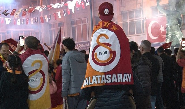 Burdur'da Galatasaraylı taraftarlar konvoylarla kutlama yaptı