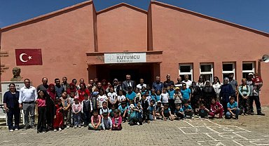 Burhaniye'de bahar şenliği coşkusu