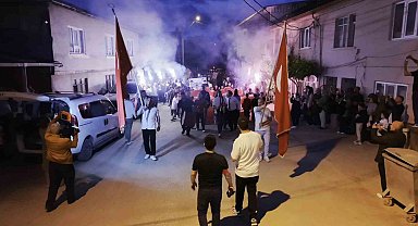 Bursa'da 157 yıllık "deve eğlencesi" geleneği yaşatılıyor