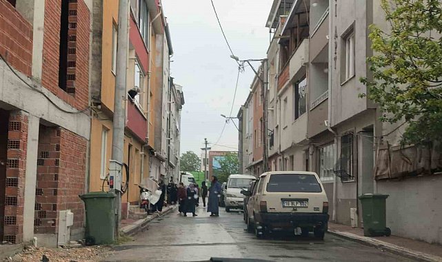 Bursa'da balkondan düşen kadın ağır yaralandı