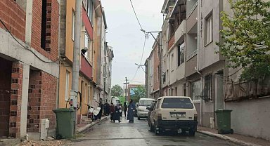 Bursa'da balkondan düşen kadın ağır yaralandı