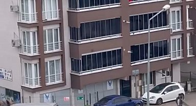 Bursa'da inşaat alanında sopalı kavga: İşçiler birbirine girdi