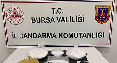 Bursa'da jandarmadan uyuşturucu operasyonu: 2 kilo 355 gram metamfetamin ele geçirildi