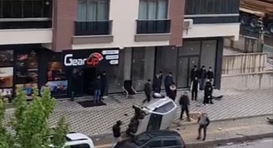 Bursa'da kontrolden çıkan otomobil takla attı