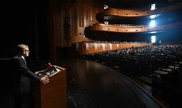 Bursa'da "Türkiye Yüzyılı Vizyonuyla Eğitimde Kamu ve Özel Sektör Buluşması" gerçekleştirildi
