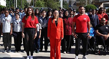 Büyükşehir Belediyesi'nde 19 Mayıs töreni