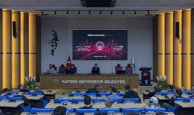 Büyükşehir personeline 'Siber güvenlik ve farkındalık eğitimi"