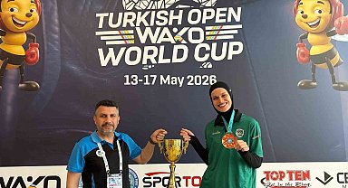 Büyükşehir sporcularından 3 branşta madalya yağmuru