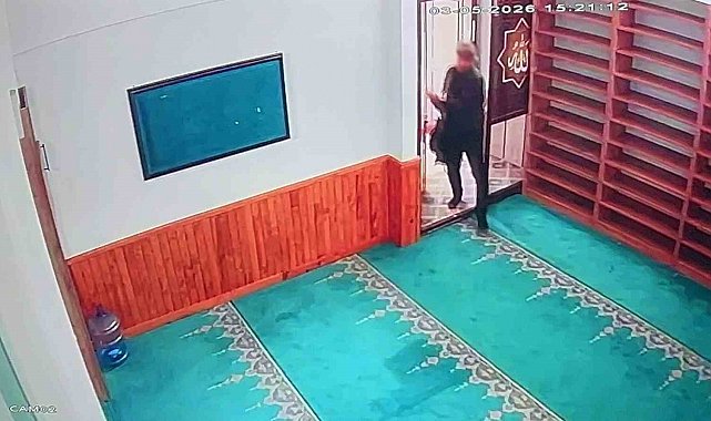 Caminin sadaka kutusundan 200 lira çalan şahıs yakalandı, çaldığı parayı ödedi